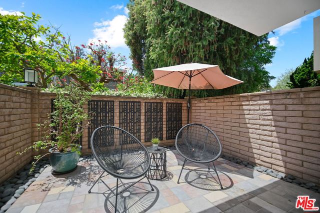 4764 La Villa Marina, Marina del Rey CA: https://media.crmls.org/mediaz/7159957d-491b-4d9f-8306-cdd55fd8420c.jpg