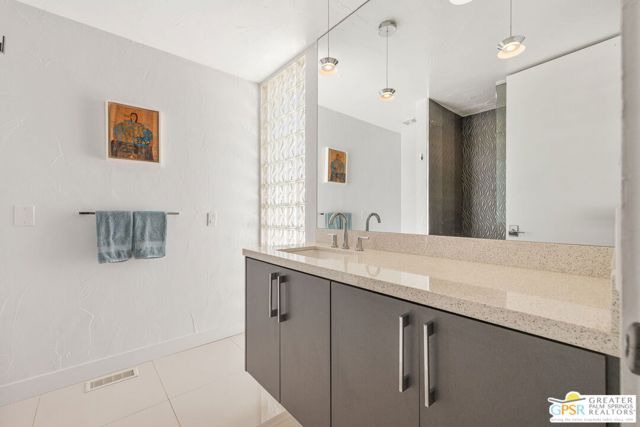 2087 S Toledo Avenue, Palm Springs, CA 92264