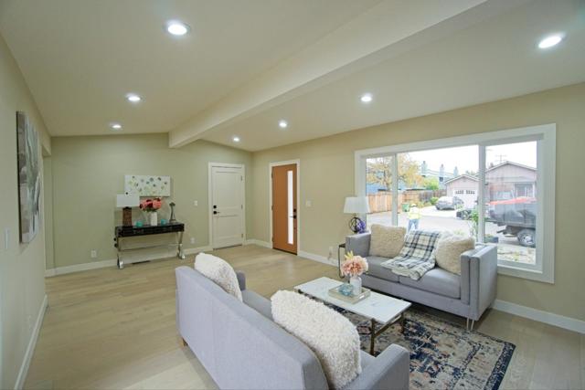 744 Hamilton Lane, Santa Clara CA: https://media.crmls.org/mediaz/715bb40e-9b8f-4e1d-b1e0-5af528145687.jpg