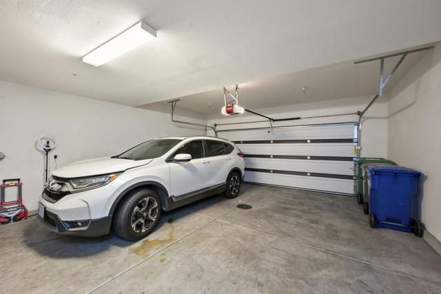 7508 EAGLE Drive, Santee CA: https://media.crmls.org/mediaz/715c4aa5-3db1-4c85-b9c6-445cbfb67d07.jpg