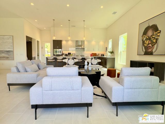 656 Palladium Boulevard, Palm Springs CA: https://media.crmls.org/mediaz/715c4d55-eb5f-4eb0-92cd-c0e0bd8cf32c.jpg