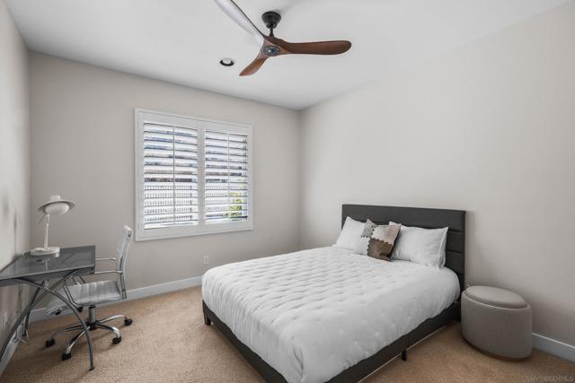 Image 35 of 44 For 923 Merlo Ct