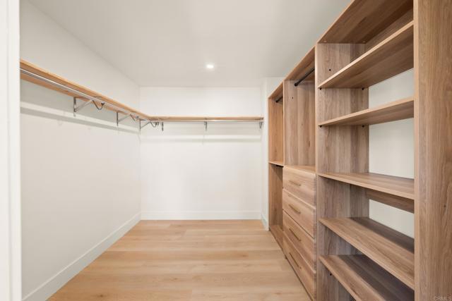 Detail Gallery Image 31 of 57 For 2134 Flying Hills Ln, El Cajon,  CA 92020 - 4 Beds | 3 Baths