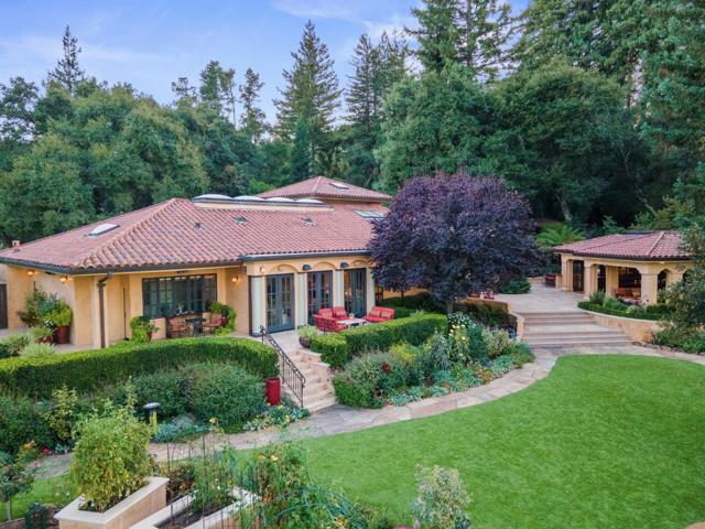 21106 Brush Road, Los Gatos CA: https://media.crmls.org/mediaz/715e1813-71de-4663-ab64-5afcde496c98.jpg
