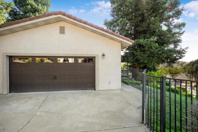 17750 Trumpp Court, Morgan Hill CA: https://media.crmls.org/mediaz/715e1a08-a999-41cb-a9a2-24c9a3b2ad94.jpg