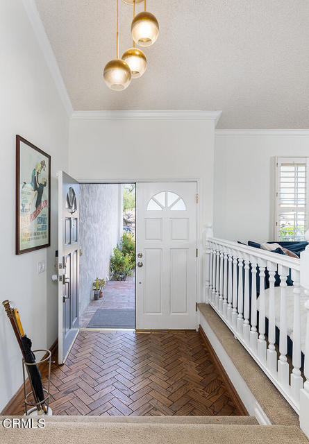 18845 Braemore Road, Porter Ranch CA: https://media.crmls.org/mediaz/715e75fc-ba25-44b0-afae-eb74a5b1b3dd.jpg