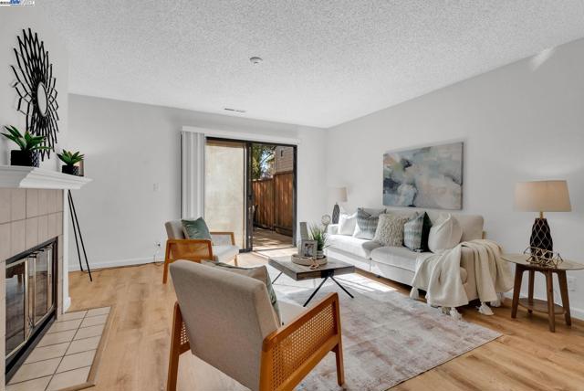 6189 Thornton Ave, Newark CA: https://media.crmls.org/mediaz/715f4203-f04b-4033-a0d9-4193b465a753.jpg