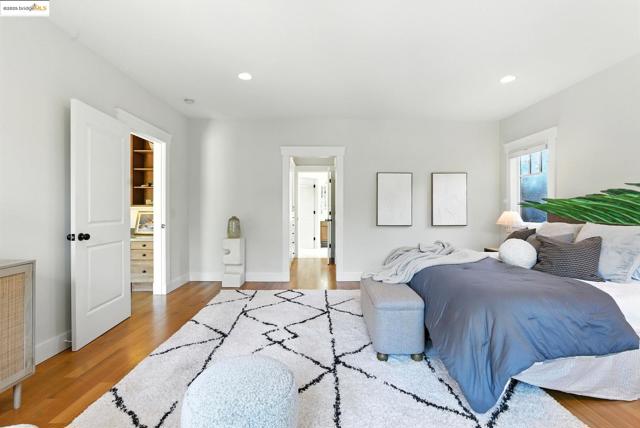 1020 Channing Ave, Palo Alto CA: https://media.crmls.org/mediaz/715f56eb-121b-4477-8223-c271c459ed6e.jpg