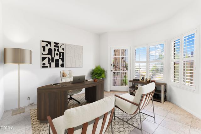 800 Manor Ridge Road, Santa Paula CA: https://media.crmls.org/mediaz/715f9e7a-7e89-4477-bb6f-d7c0e87194bd.jpg
