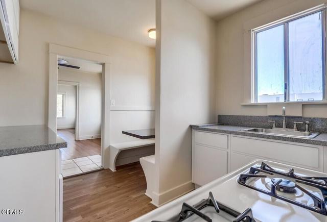 Detail Gallery Image 7 of 14 For 833 835 N Ridgewood, Los Angeles,  CA 90038 - – Beds | – Baths