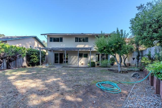 985 Big Bend Drive, Pacifica CA: https://media.crmls.org/mediaz/7162a61a-72f1-4892-aa95-b5124fdcdf24.jpg