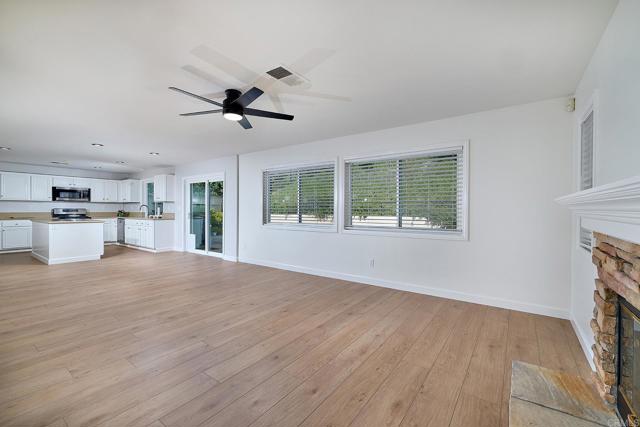 339 La Purisma Way, Oceanside CA: https://media.crmls.org/mediaz/7162d0f8-71ff-4c96-ad35-a548e1f5d167.jpg