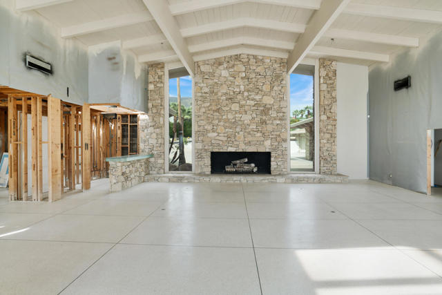 925 W Coronado Avenue, Palm Springs, CA 92262