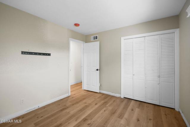 2607 Lander Court, Newbury Park CA: https://media.crmls.org/mediaz/7166bbbe-162d-4e7e-a69a-4f14f08bb6dc.jpg