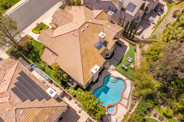 32711 Wellbrook Drive, Westlake Village CA: https://media.crmls.org/mediaz/7169f804-08f5-4692-bfd9-d4fd5b0ce3ba.jpg