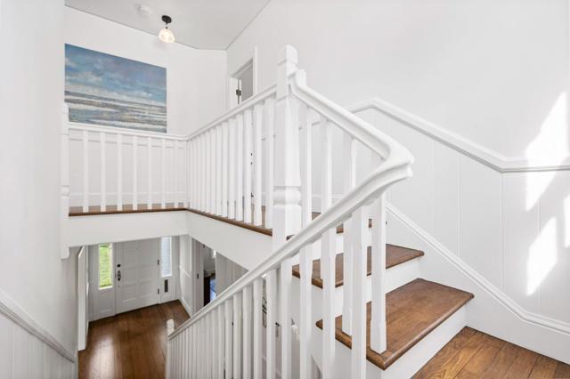48 Turnsworth Avenue, Redwood City CA: https://media.crmls.org/mediaz/716b354a-ed91-42b0-9c9f-d4076ed6d2a5.jpg