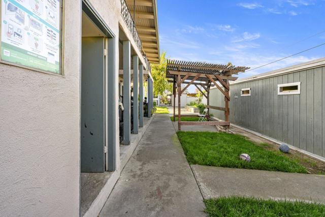 1799 Bradford Way, San Jose CA: https://media.crmls.org/mediaz/716b5315-d0f1-492b-9a41-5eaf263d473c.jpg