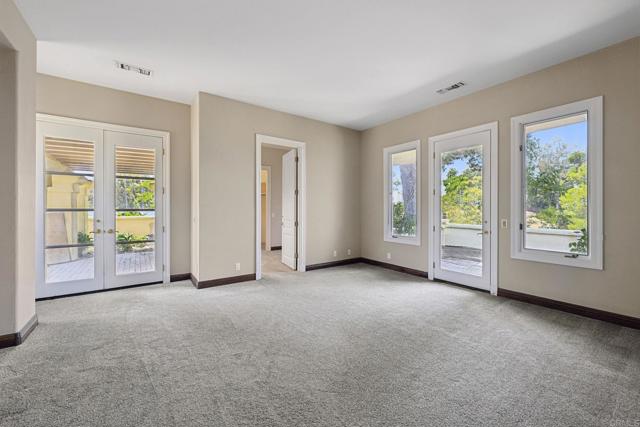 431 Flores de Oro, Rancho Santa Fe CA: https://media.crmls.org/mediaz/716c2d09-9fec-4f07-8532-95d0a7373e71.jpg