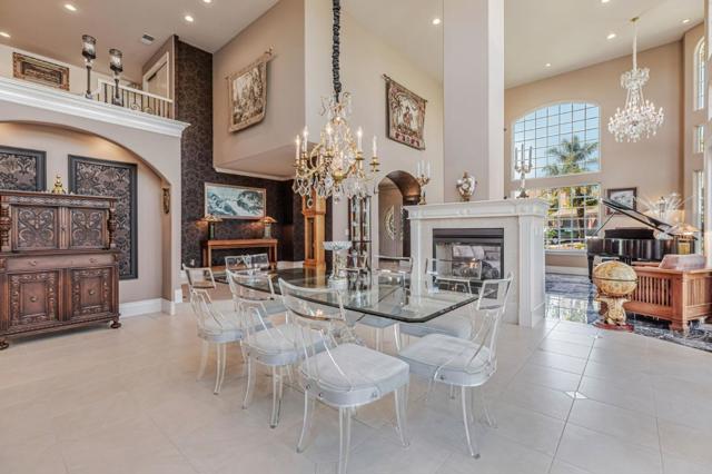 290 Bonnie Lane, Hollister CA: https://media.crmls.org/mediaz/716ed3ce-8b72-4cde-a4ee-b73bb3ce7d45.jpg
