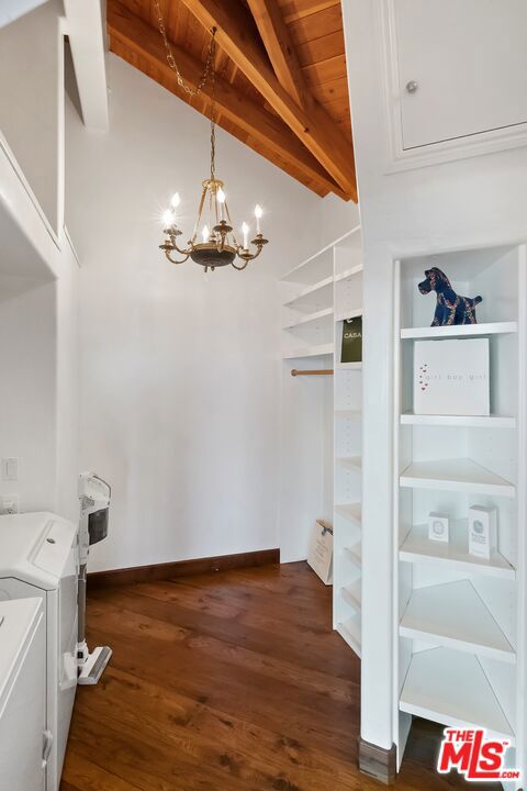 7007 Birdview Avenue, Malibu CA: https://media.crmls.org/mediaz/717071e8-659f-4279-a64b-d243a0a3d3c1.jpg