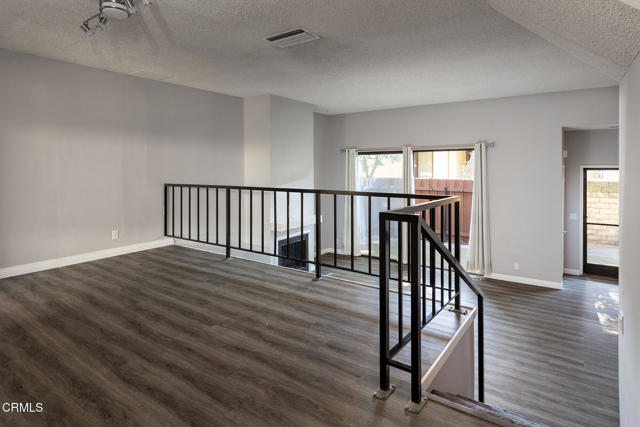 Detail Gallery Image 3 of 9 For 103 E Sierra Madre Bld #UNIT E,  Sierra Madre,  CA 91024 - 2 Beds | 2/1 Baths