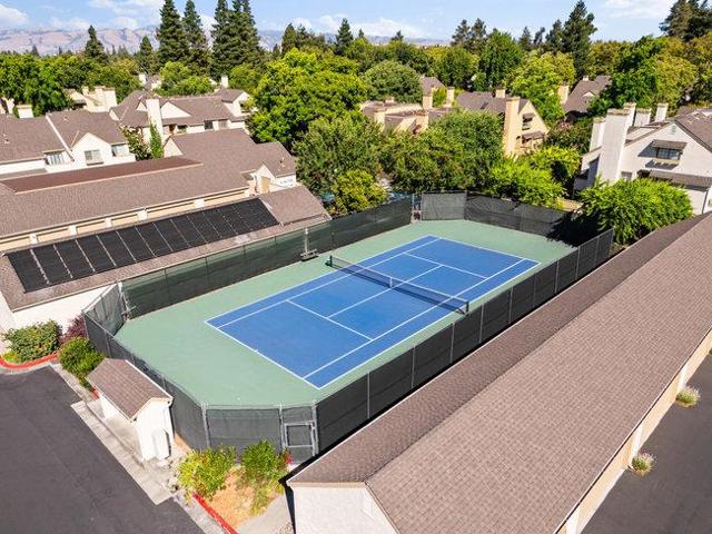 1892 Huxley Court, San Jose, California 95125, 3 Bedrooms Bedrooms, ,2 BathroomsBathrooms,Condominium,For Sale,Huxley,ML82016979