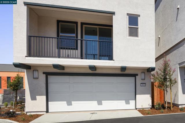 2818 Chattleton Lane, San Pablo CA: https://media.crmls.org/mediaz/7172a4d5-7021-4c5a-bc58-80c8bb045bf6.jpg