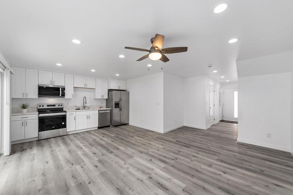 MLS #250034510SD img 5