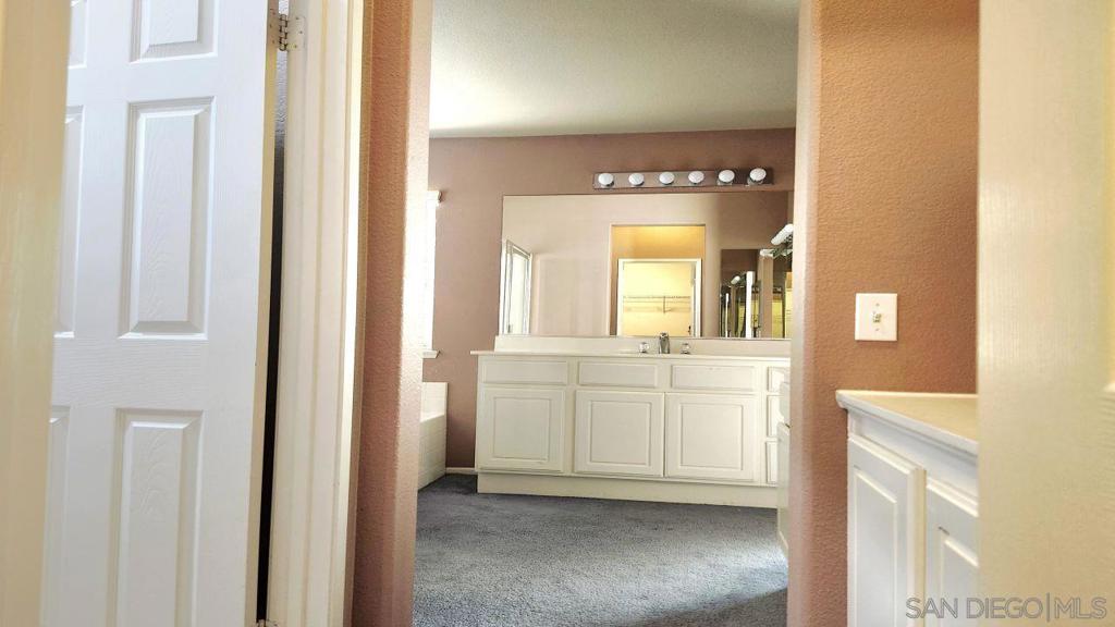 MLS #250045017SD image #46