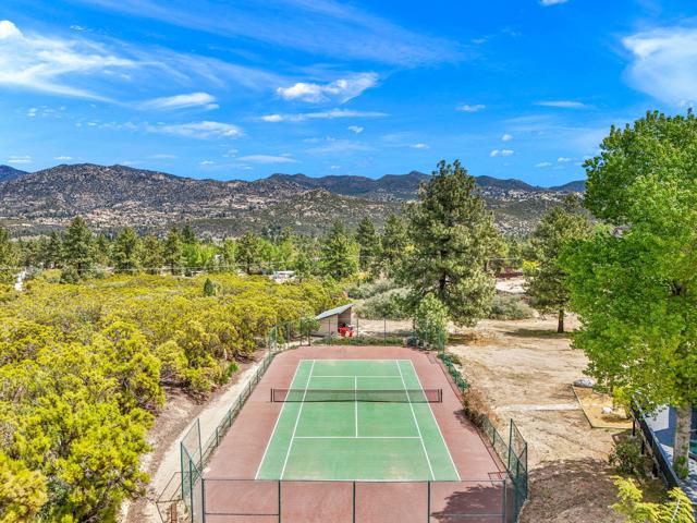 36958 Goldshot Creek Road, Mountain Center CA: https://media.crmls.org/mediaz/7174d32d-b186-4408-aef7-afac0859407e.jpg