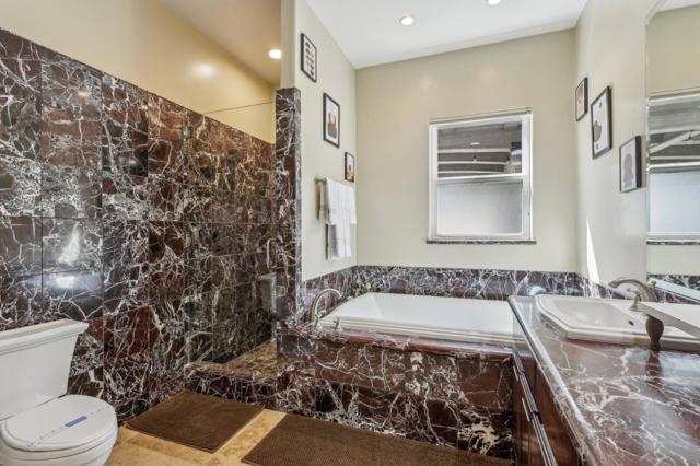 2995 Day Road, Gilroy CA: https://media.crmls.org/mediaz/71759951-befd-45ba-8506-7d4e7ed6541c.jpg