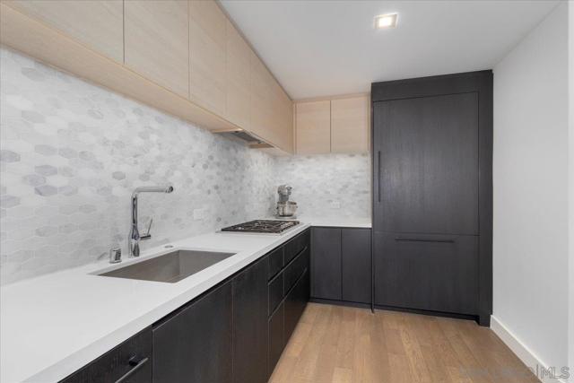1388 Kettner Blvd, San Diego CA: https://media.crmls.org/mediaz/7175be7f-ddbb-473c-819e-8a07bf54823d.jpg