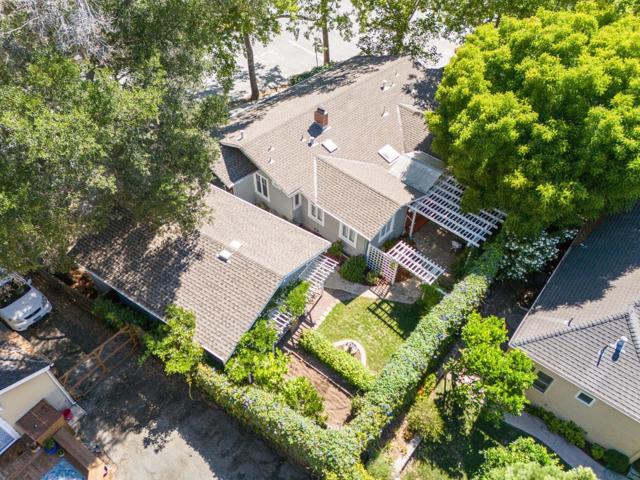 327 Bachman Avenue, Los Gatos CA: https://media.crmls.org/mediaz/7177854a-9436-421d-90b4-ac8ea950b42a.jpg