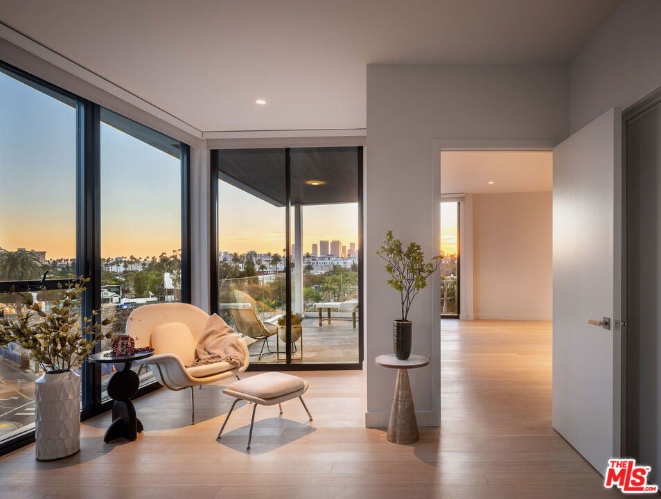 9001 Santa Monica Boulevard #305