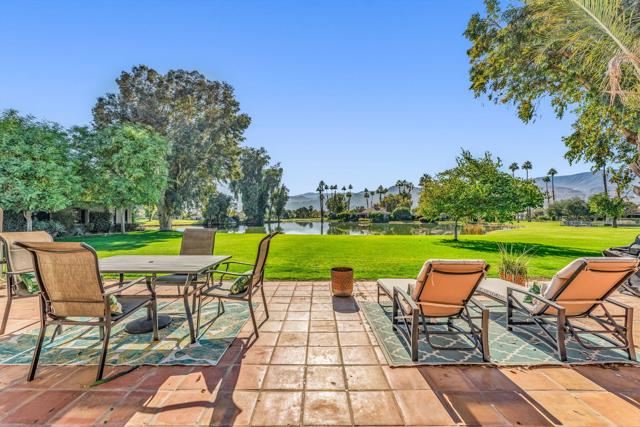 511 Desert West Drive, Rancho Mirage CA: https://media.crmls.org/mediaz/71788cda-29c9-4d54-9ec6-51f365ce64df.jpg