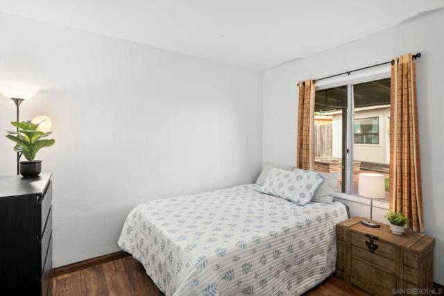 4407 Dakota Drive, San Diego CA: https://media.crmls.org/mediaz/717a8bab-7e80-41c7-91e9-1570a870a70f.jpg