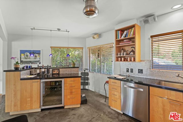 3162 Durand Drive, Los Angeles CA: https://media.crmls.org/mediaz/717aff16-a5bd-4562-9ebd-bfa0bf36b964.jpg