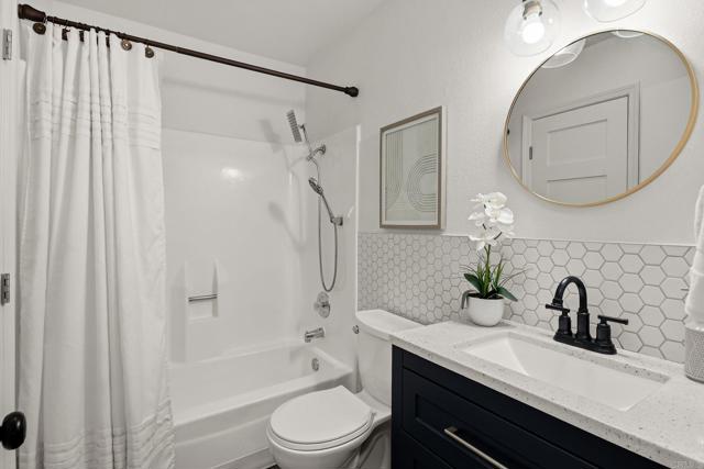 Detail Gallery Image 9 of 27 For 10640 King Phillip Ct, Santee,  CA 92071 - 4 Beds | 2 Baths