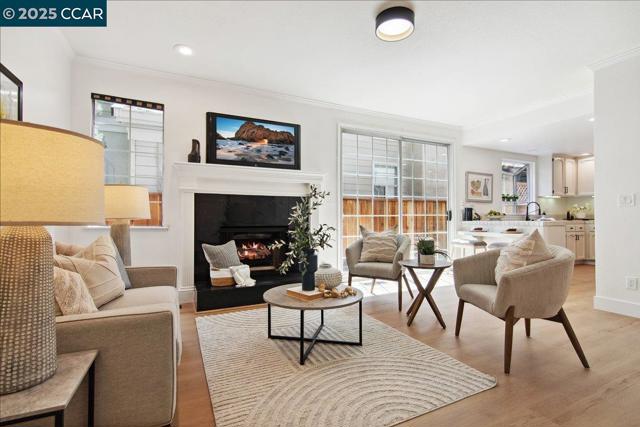 1666 Brush Creek Pl, Danville CA: https://media.crmls.org/mediaz/717b95e5-e3da-463f-8436-3d0d735689c5.jpg