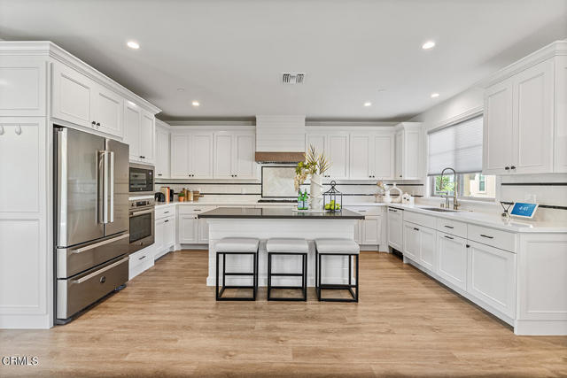 418 Fairview Avenue, Arcadia CA: https://media.crmls.org/mediaz/717bb90c-92f8-4521-8c88-98045c0329e0.jpg