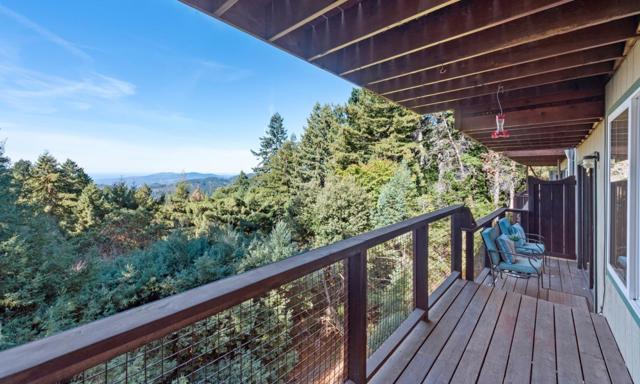 14826 Skyline Boulevard, Woodside CA: https://media.crmls.org/mediaz/717bf92f-910a-4db8-85b3-dcbb2f43e069.jpg