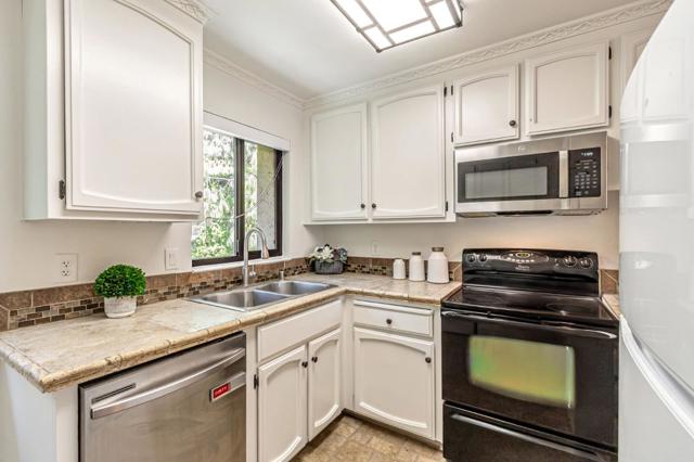 1149 Bird Avenue, San Jose CA: https://media.crmls.org/mediaz/717c10c5-8604-4846-a0e7-14aba21ef9e5.jpg