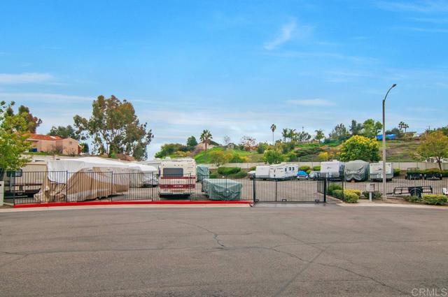 Detail Gallery Image 24 of 29 For 2067 Paseo De Anza, Vista,  CA 92084 - 3 Beds | 2 Baths