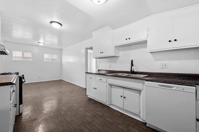 9920 22 River St, Lakeside CA: https://media.crmls.org/mediaz/717fd2a8-6cd0-475d-9331-53a2aa0f7efe.jpg