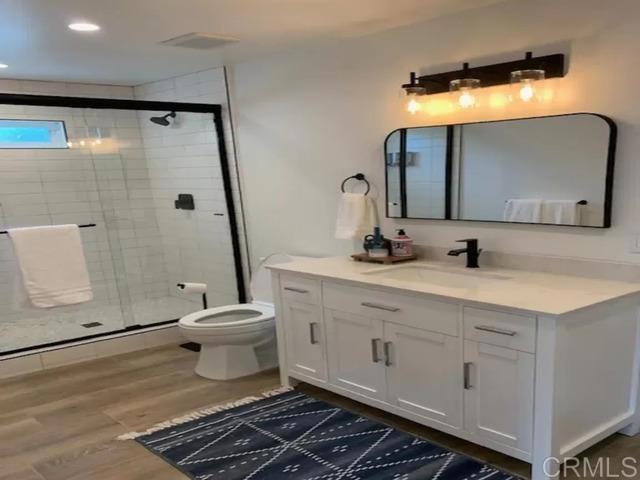 Detail Gallery Image 10 of 18 For 1642 via La Plaza, San Marcos,  CA 92078 - 4 Beds | 4 Baths