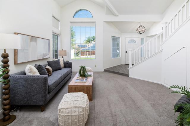 42059 Avenida Vista Ladera, Temecula CA: https://media.crmls.org/mediaz/7182e0c7-a7f0-4b2f-a3fd-b61502f6a1c7.jpg
