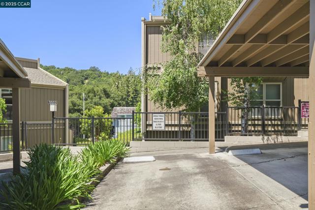 2059 Ascot Dr., Moraga CA: https://media.crmls.org/mediaz/71830ffd-611f-4c8f-922f-b8a9de056e46.jpg