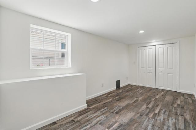 2408 Bartlett Street, Oakland CA: https://media.crmls.org/mediaz/718472f6-68fb-498b-81af-58aa60181efa.jpg