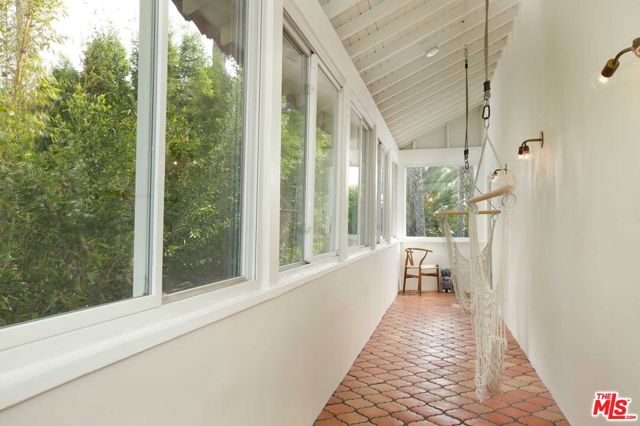 6749 Whitley Terrace, Los Angeles CA: https://media.crmls.org/mediaz/718565fa-6874-4f8a-a697-7b77d4bcb4d5.jpg