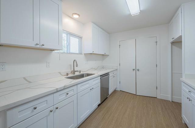 704 Oak Avenue, Greenfield CA: https://media.crmls.org/mediaz/7185b551-5d49-42be-af70-076261ee2d5e.jpg
